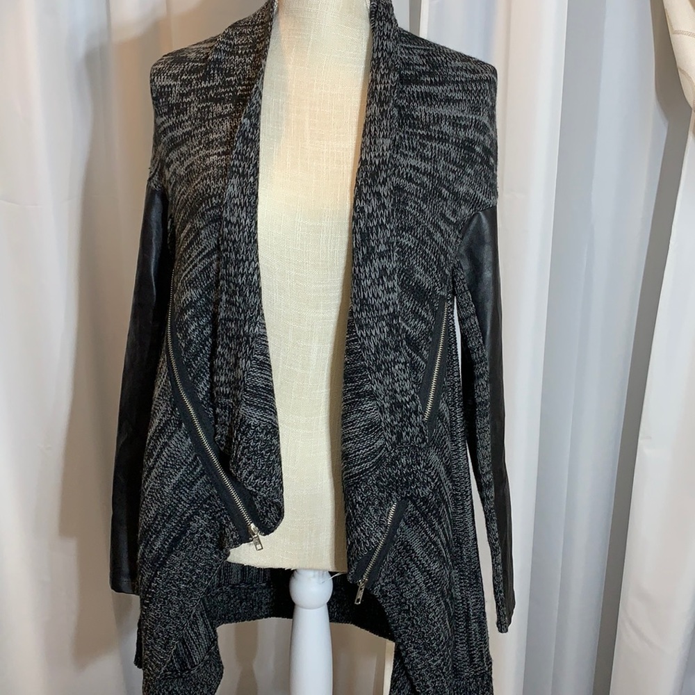 NEW! Women’s Rock & Republic Cardigan